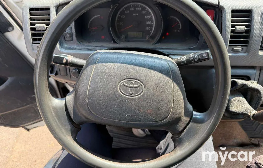 Toyota Hiace 2007