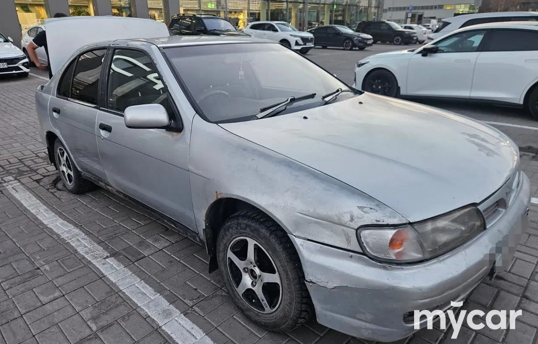 Nissan Sunny 1995