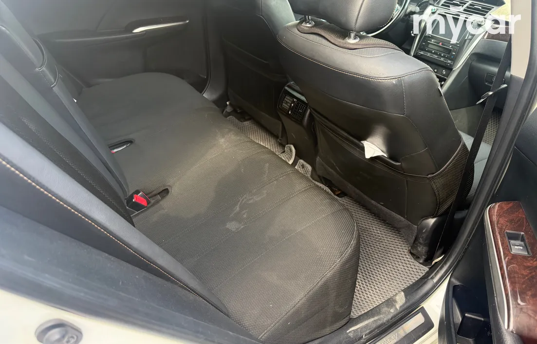 Toyota Camry 2015