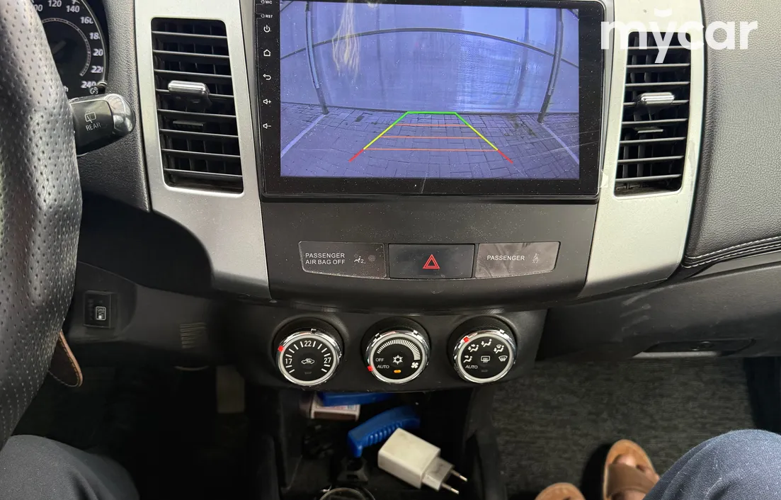 Mitsubishi Outlander 2010