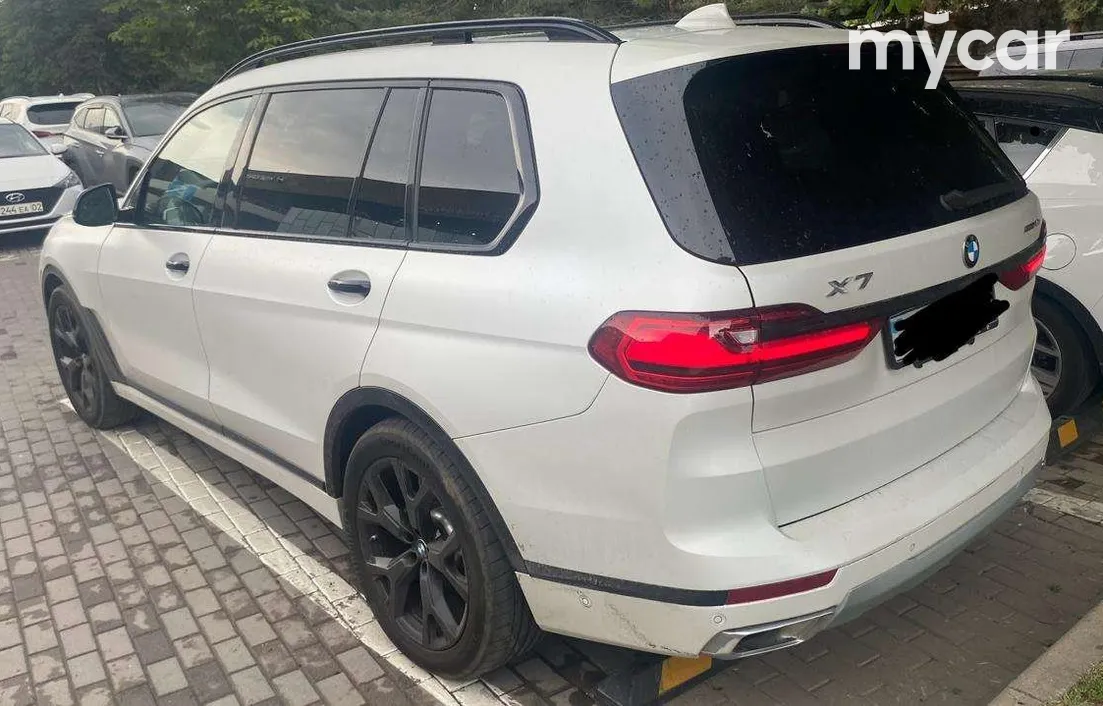 BMW X7 2022