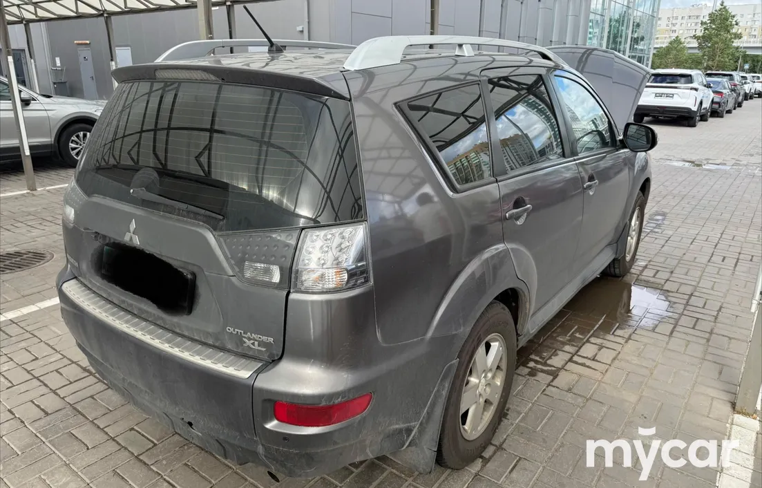 Mitsubishi Outlander 2010