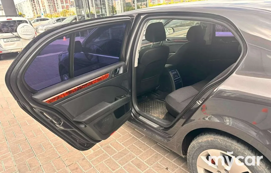 Skoda Superb 2010