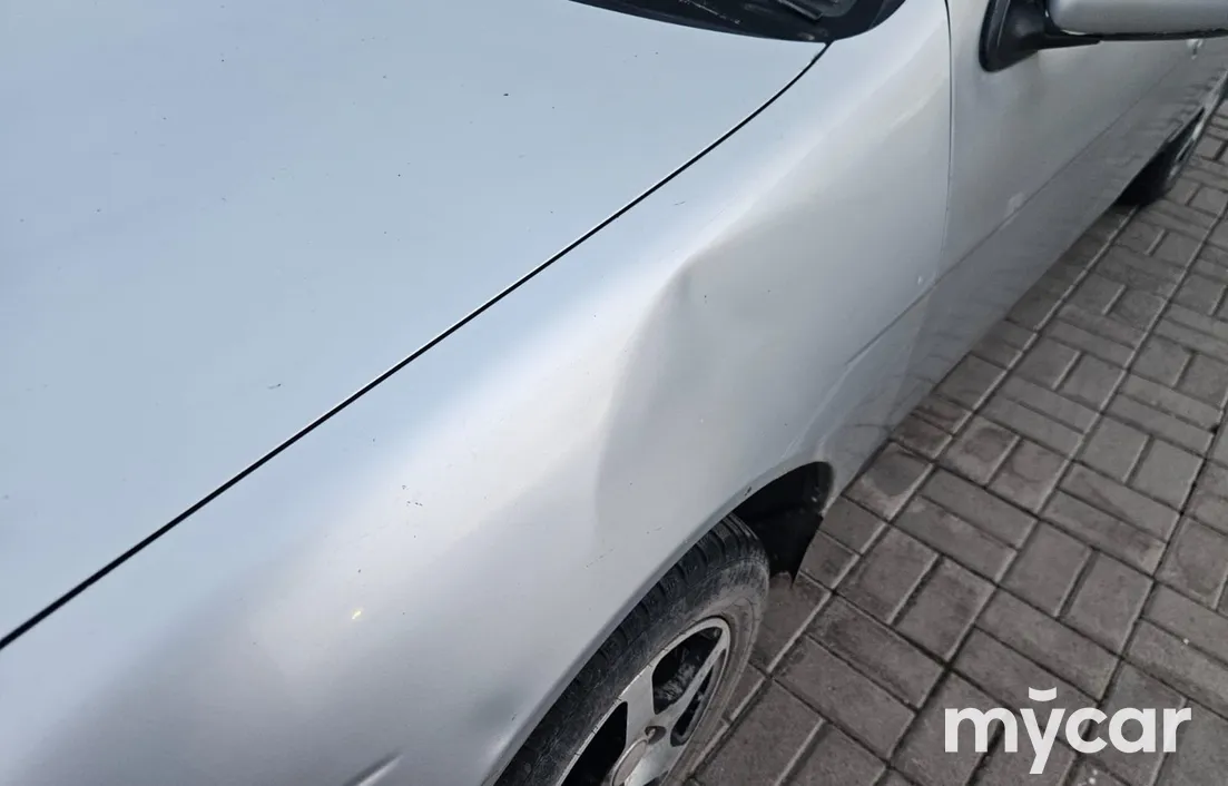 Nissan Sunny 1995