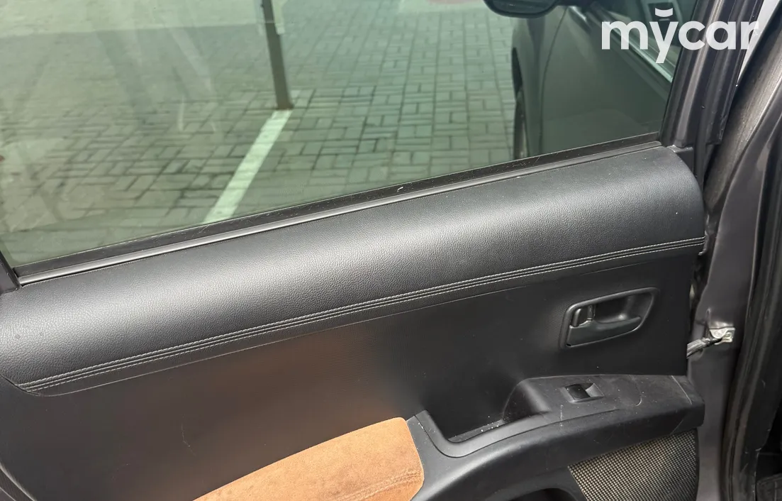 Mitsubishi Outlander 2010