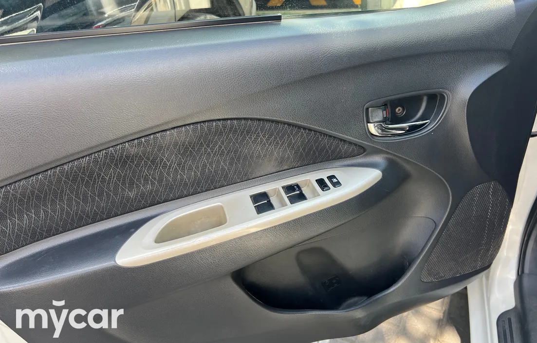 Toyota Yaris 2008
