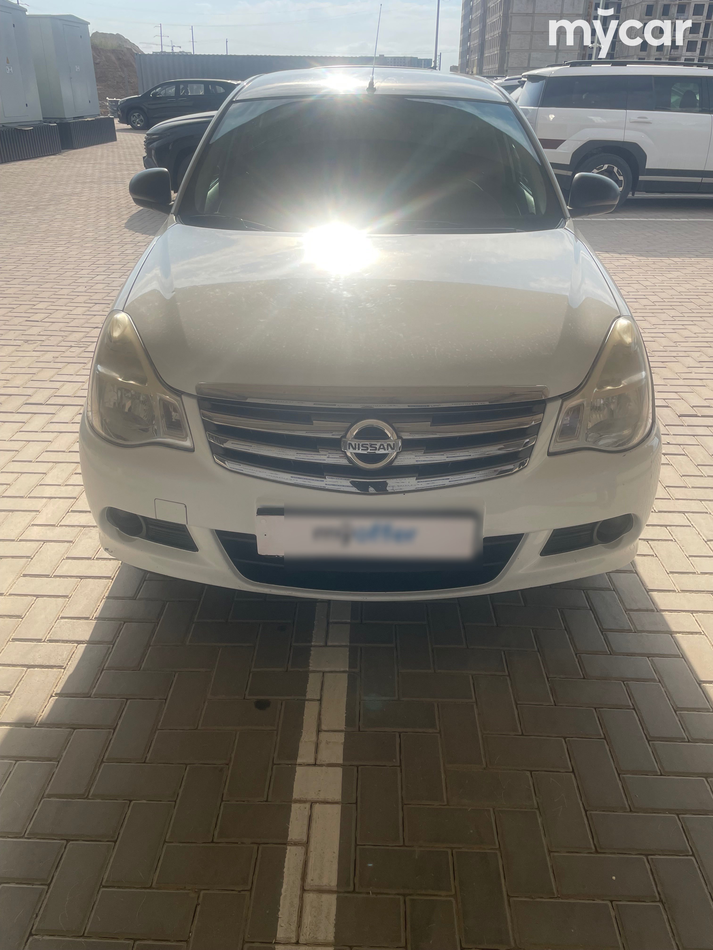Nissan Almera 2015