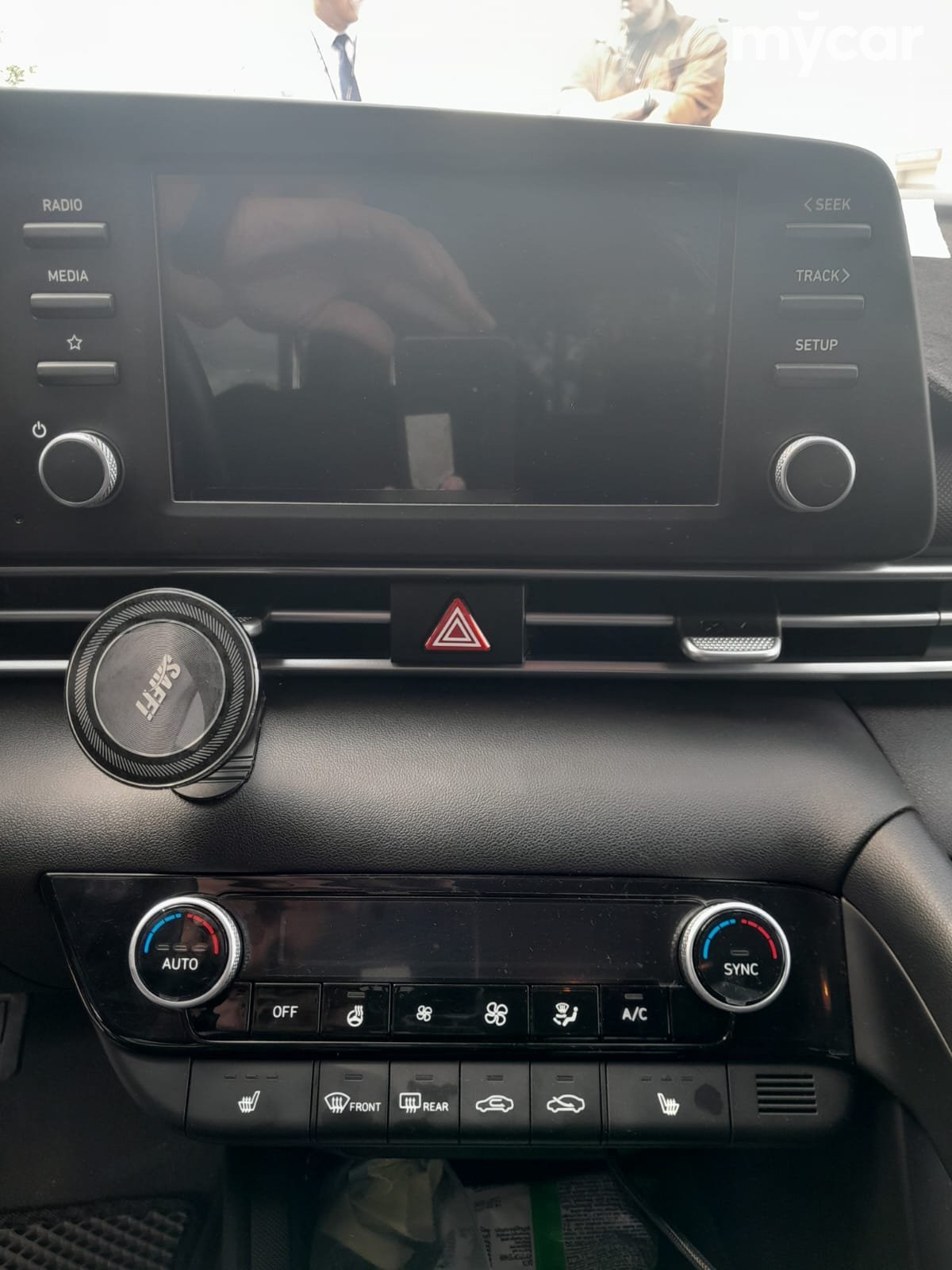 Hyundai Elantra 2025