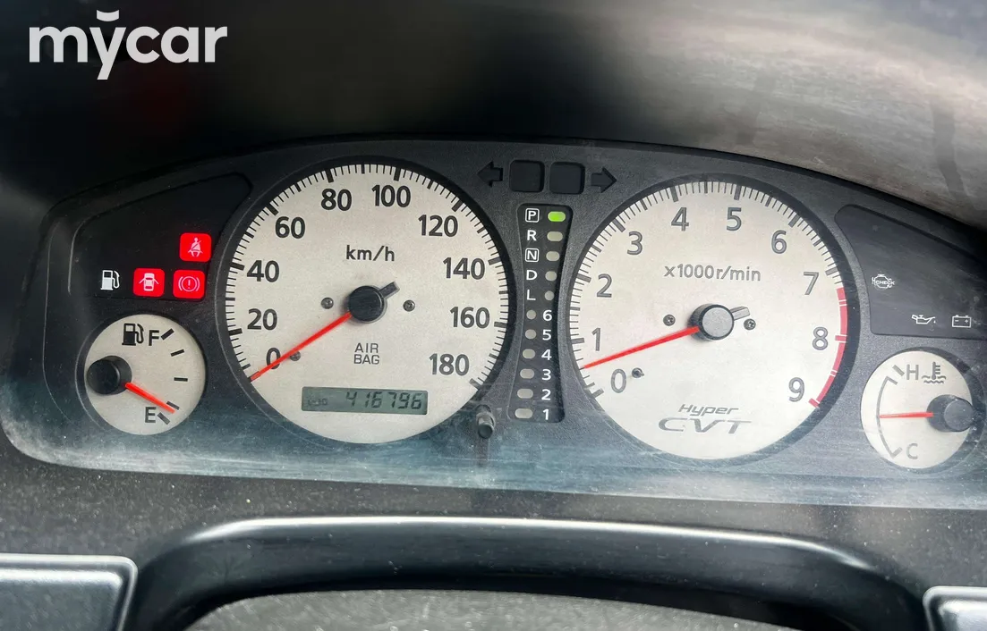 Nissan Primera 1998