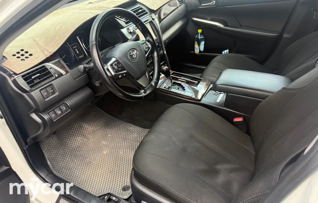 Toyota Camry 2015