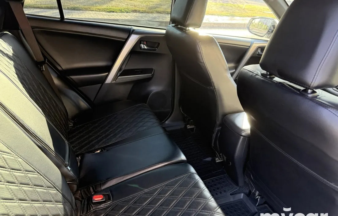 Toyota RAV4 2018