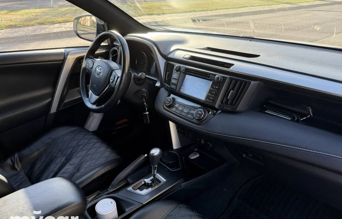 Toyota RAV4 2018