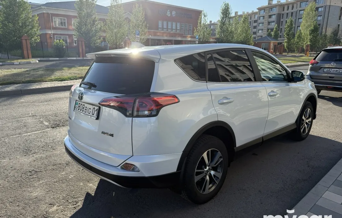 Toyota RAV4 2018