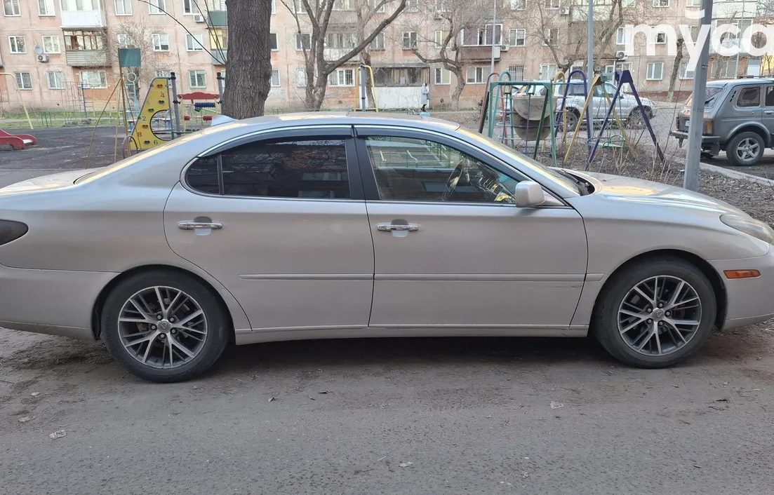 Lexus ES 2002
