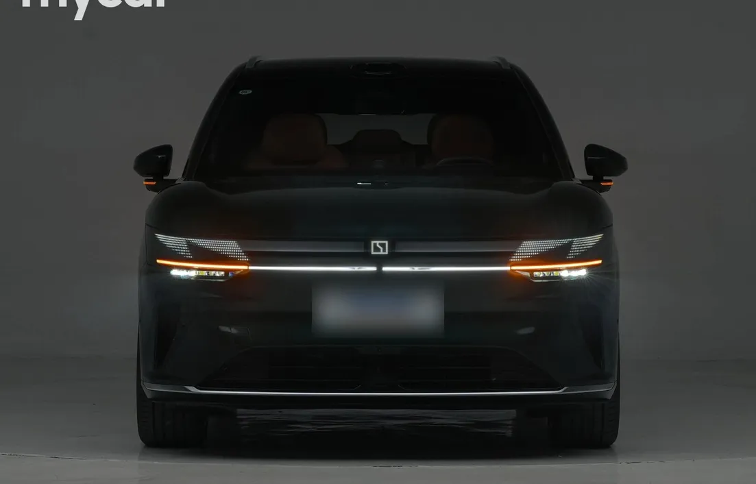 Zeekr 7X 2026