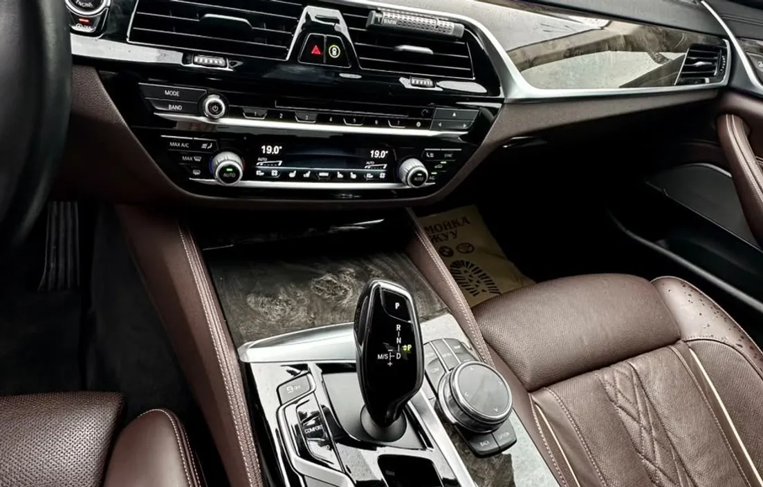 BMW 5 серия 2018