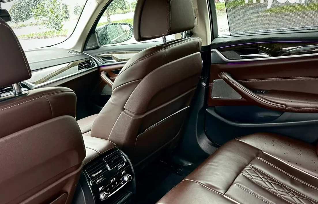 BMW 5 серия 2018
