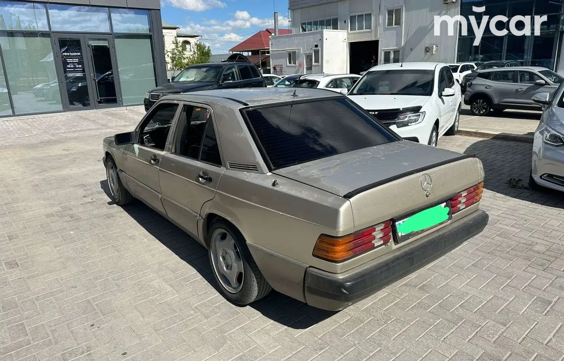 Mercedes-Benz 190 (W201) 1989