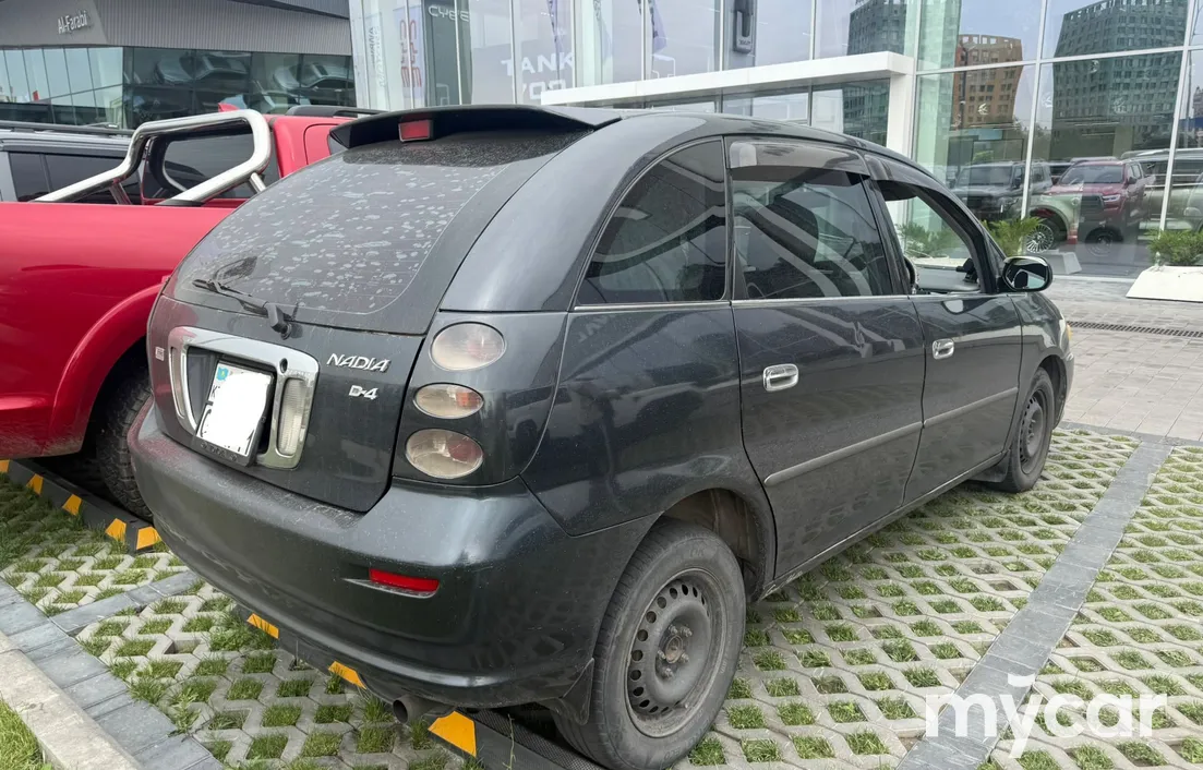 Toyota Nadia 1999