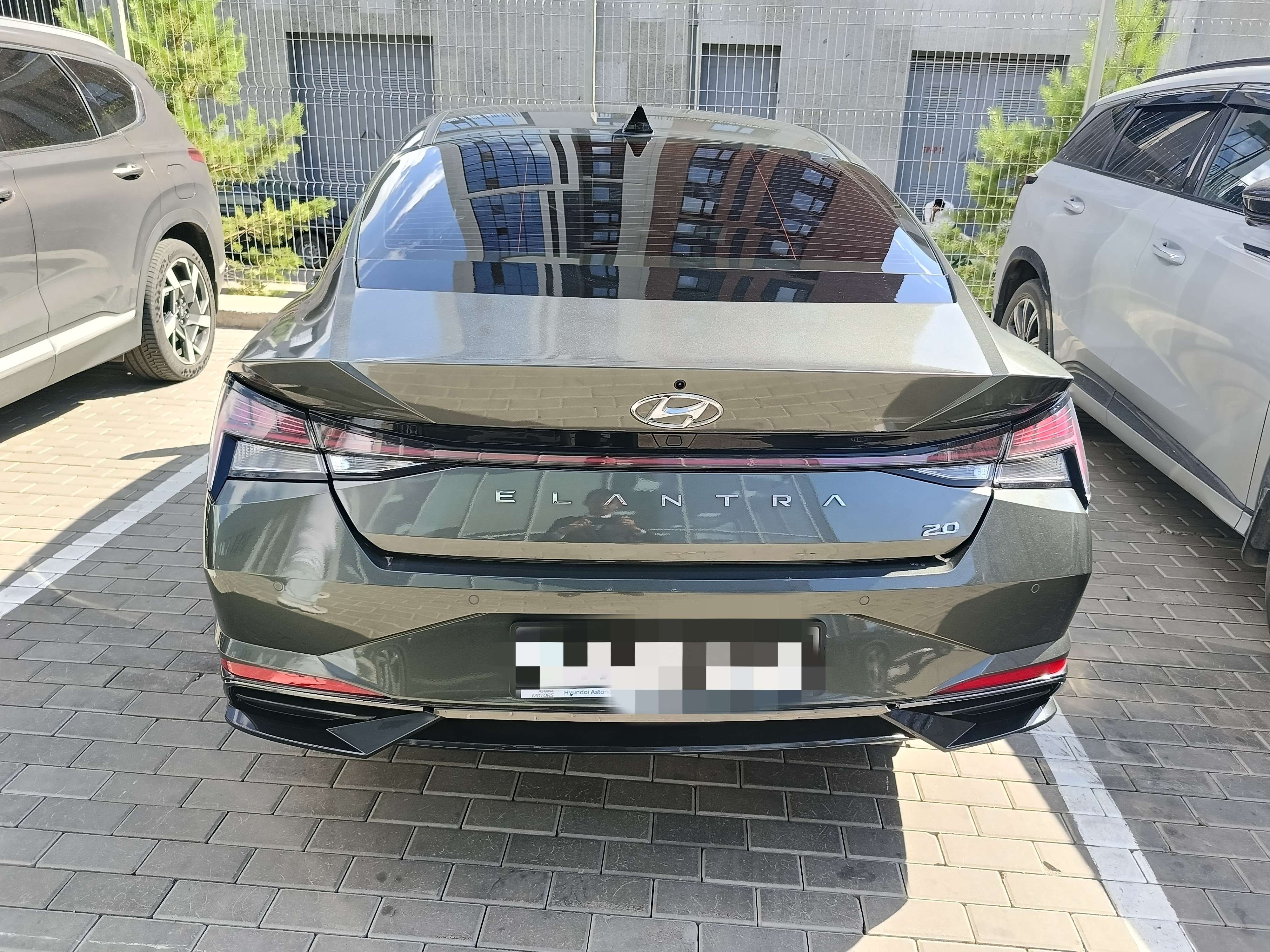 Hyundai Elantra 2023