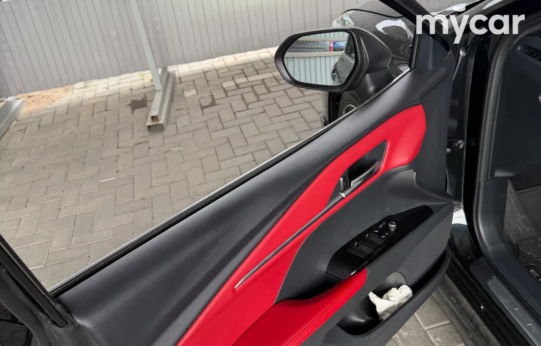 Toyota Camry 2024