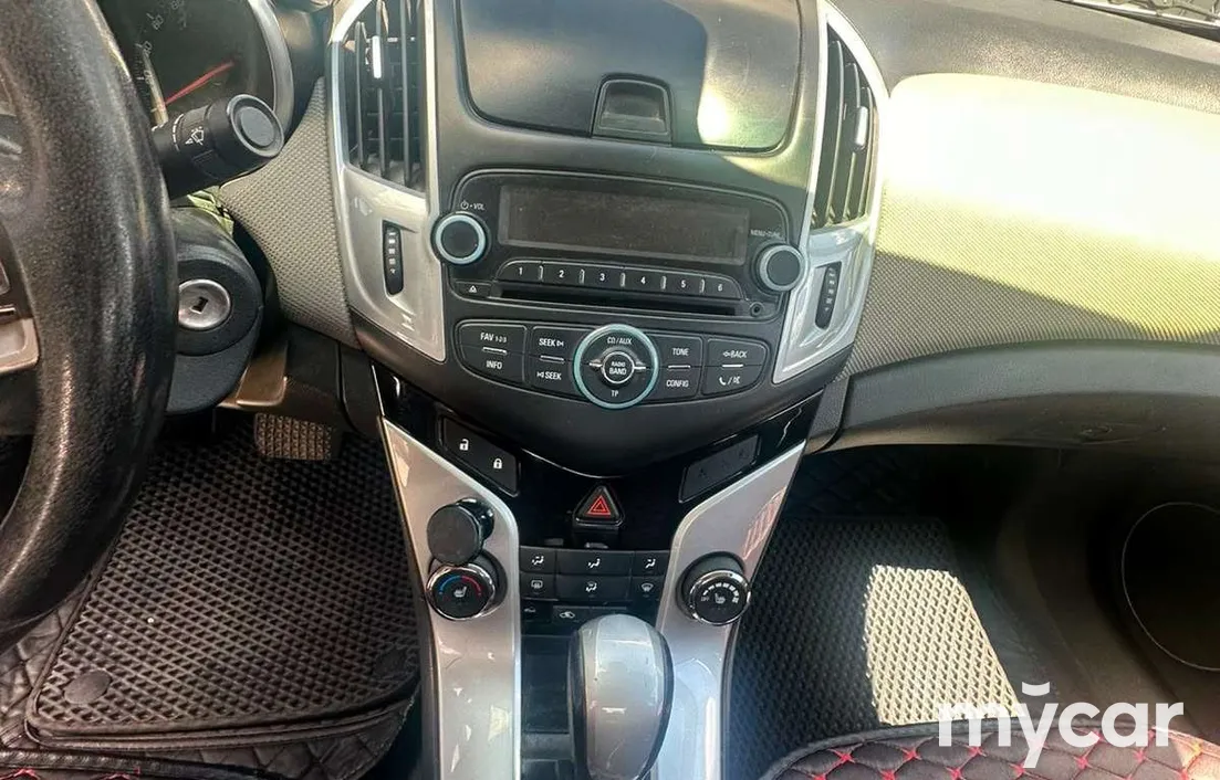 Chevrolet Cruze 2013