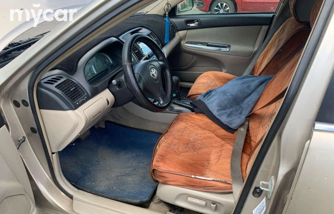 Toyota Camry 2001