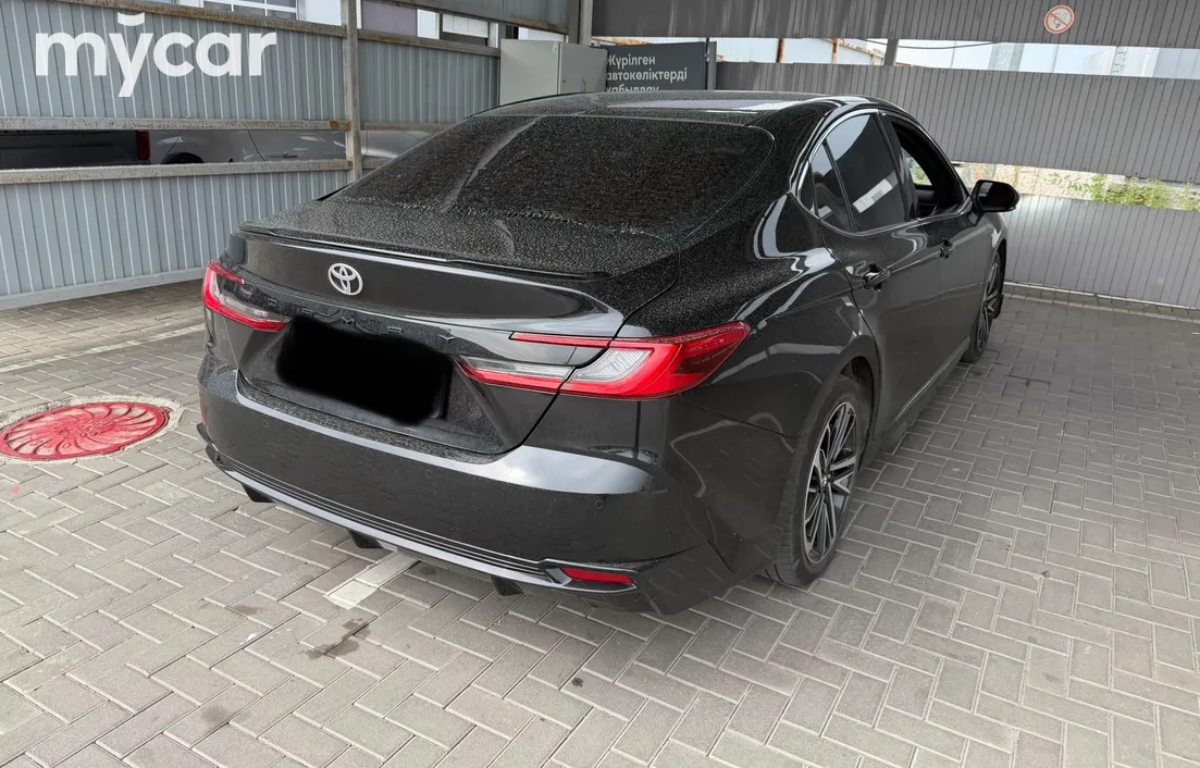 Toyota Camry 2024
