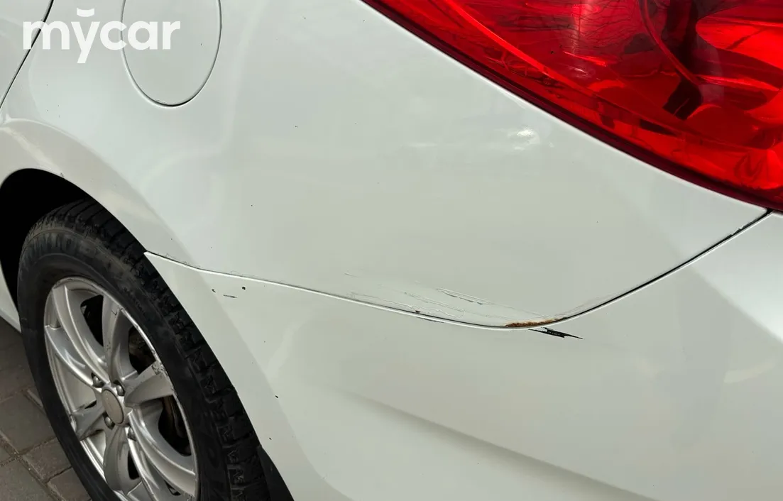 Hyundai Accent 2014
