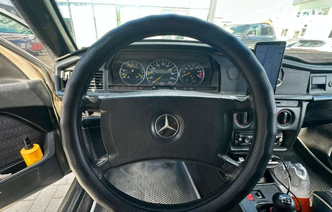 Mercedes-Benz 190 (W201) 1989