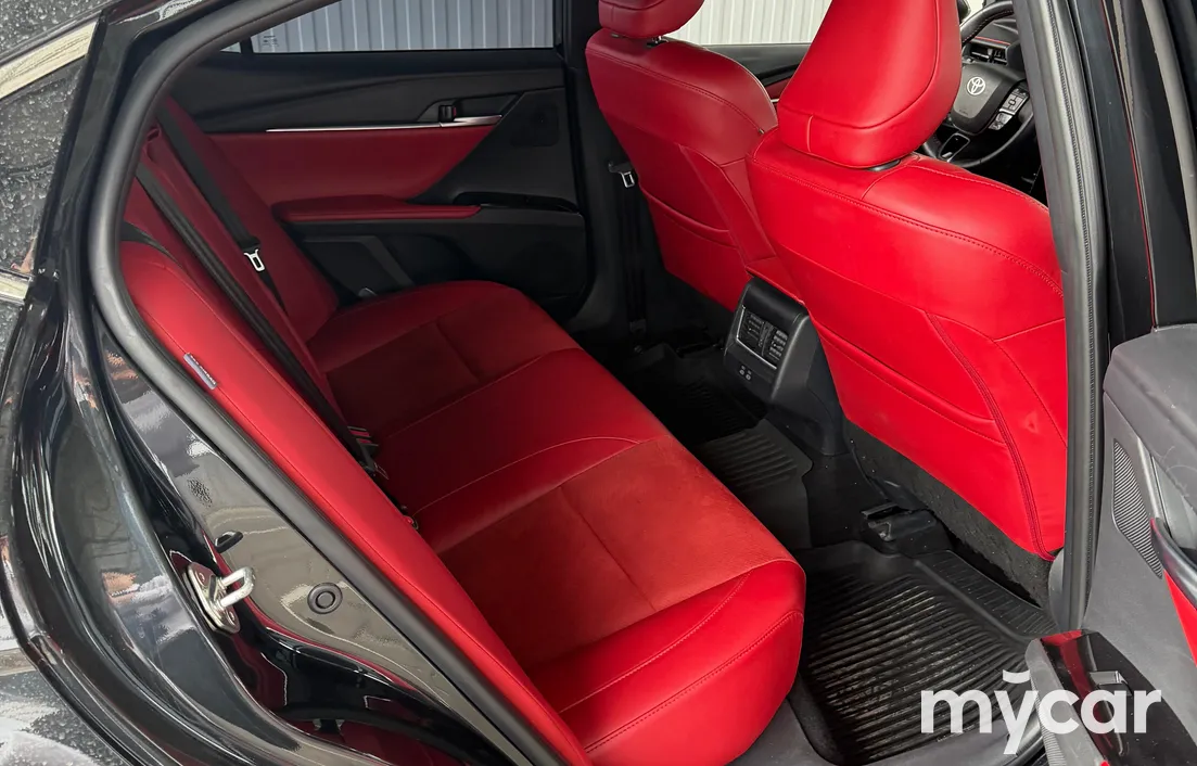 Toyota Camry 2024