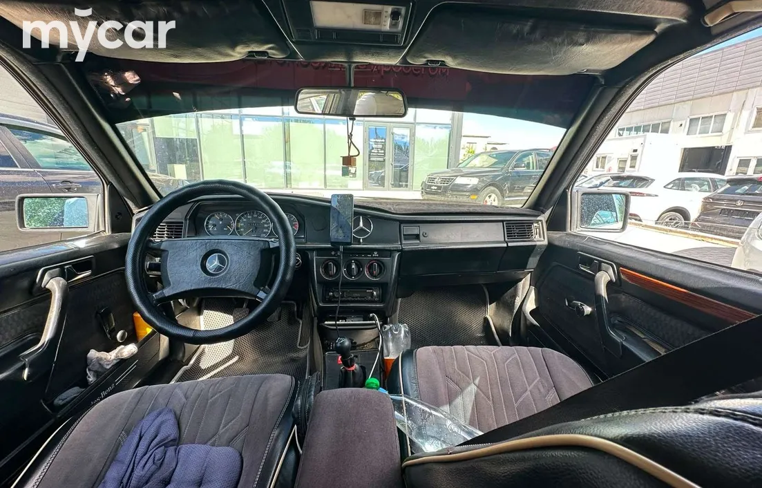 Mercedes-Benz 190 (W201) 1989