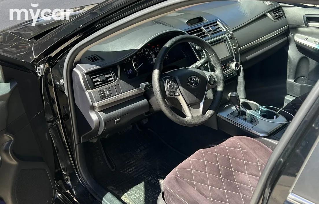 Toyota Camry 2014
