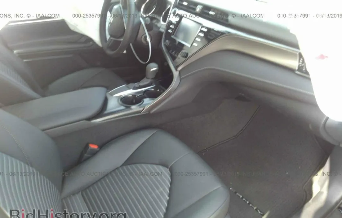 Toyota Camry 2019