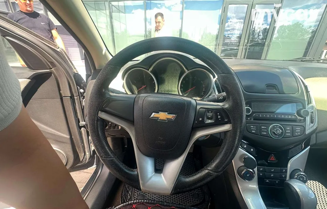 Chevrolet Cruze 2013