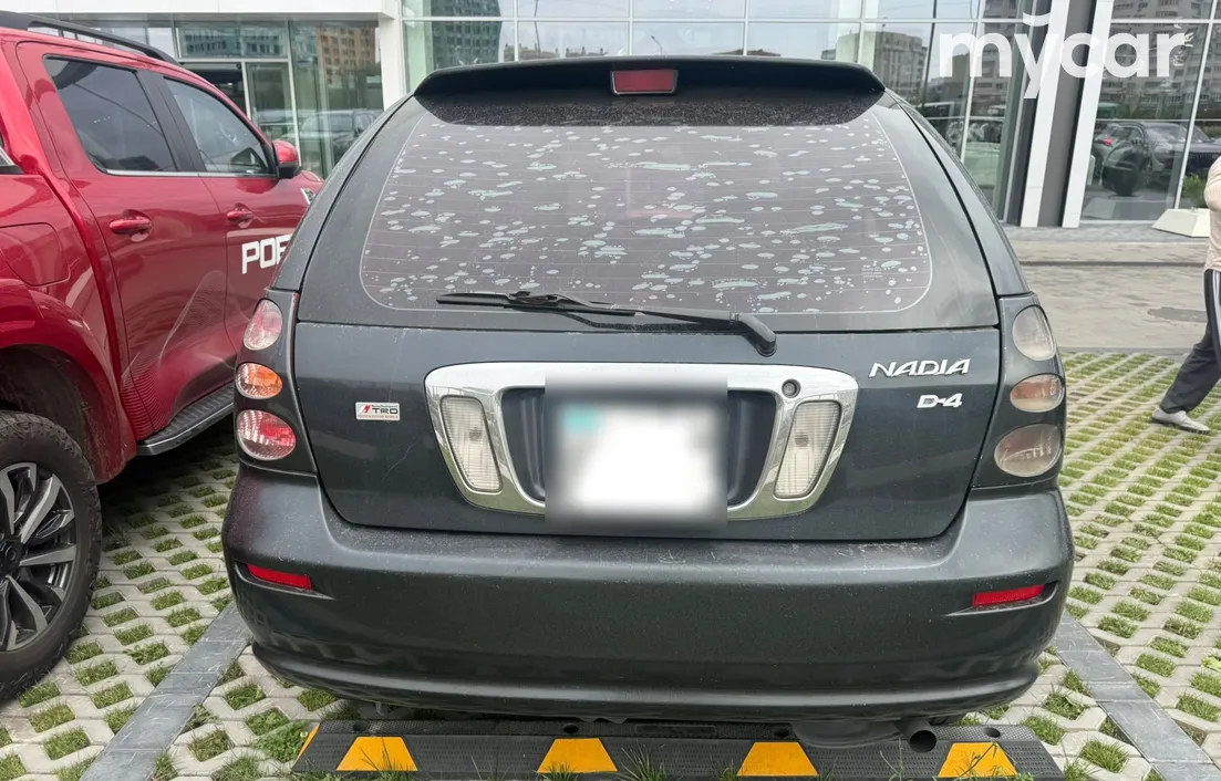 Toyota Nadia 1999