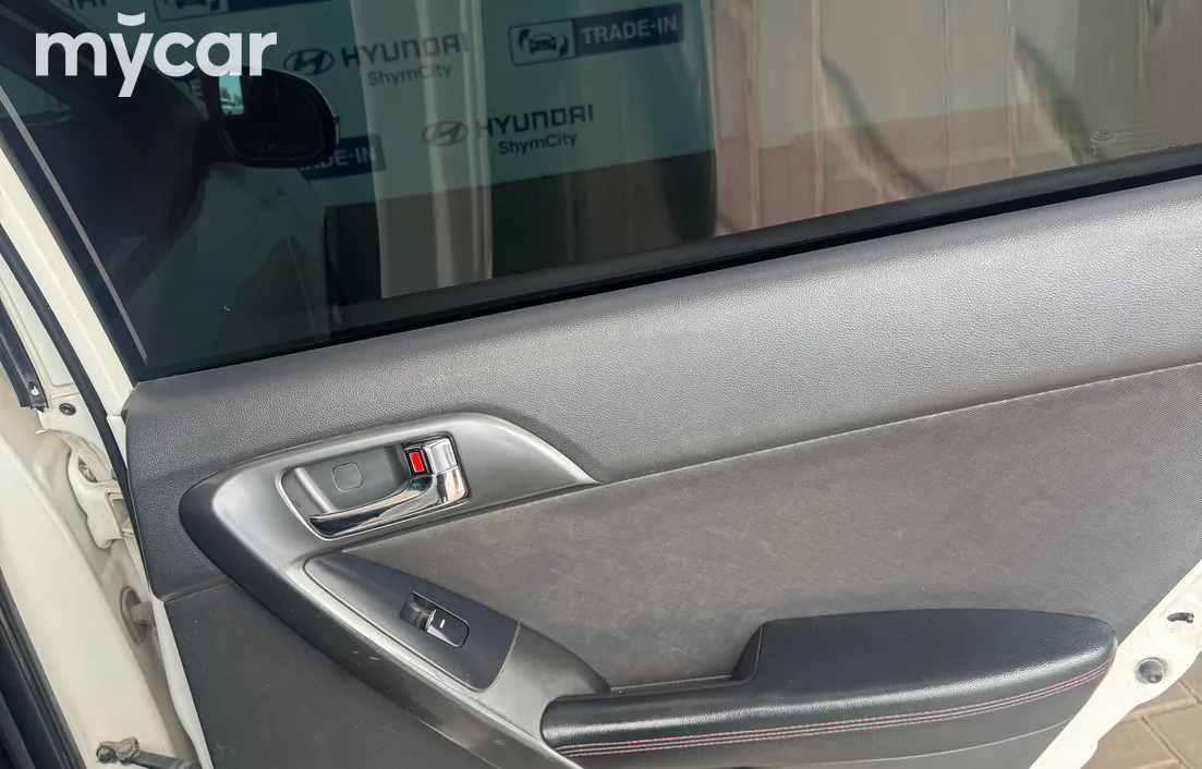 Kia Cerato 2012