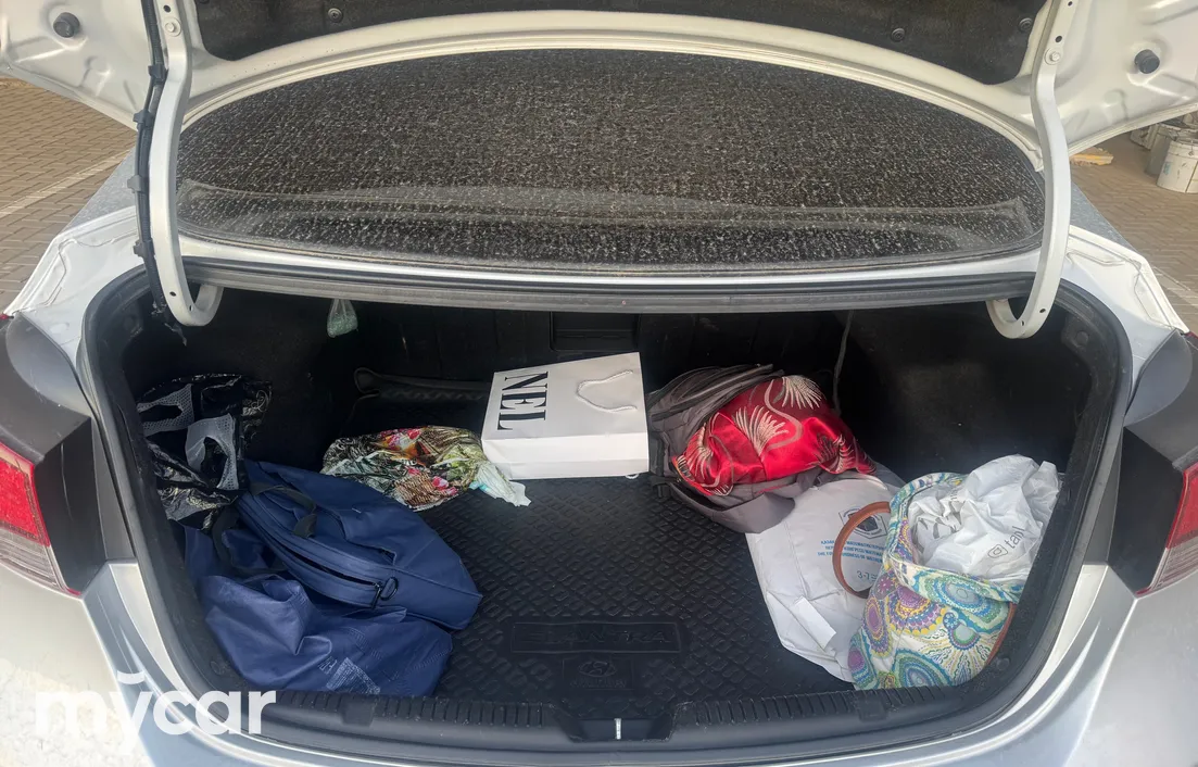 Hyundai Elantra 2014
