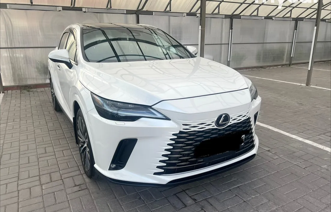 Lexus RX 2022