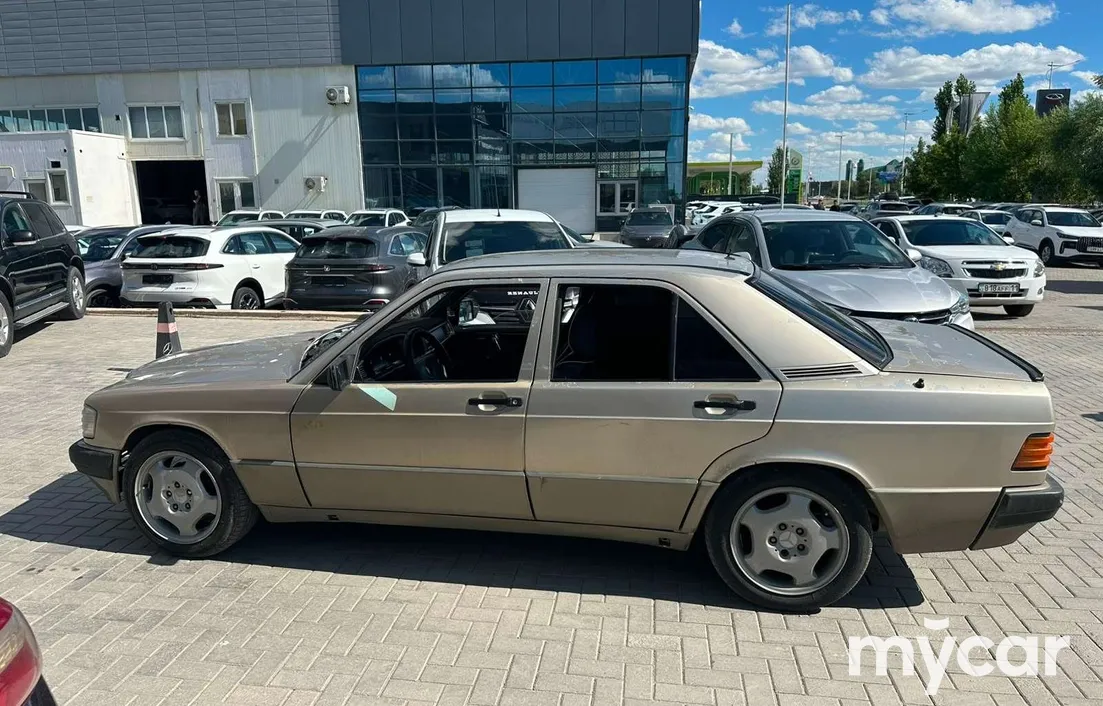 Mercedes-Benz 190 (W201) 1989