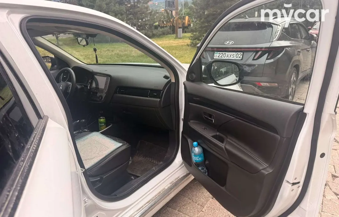 Mitsubishi Outlander 2022