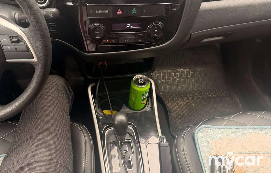 Mitsubishi Outlander 2022