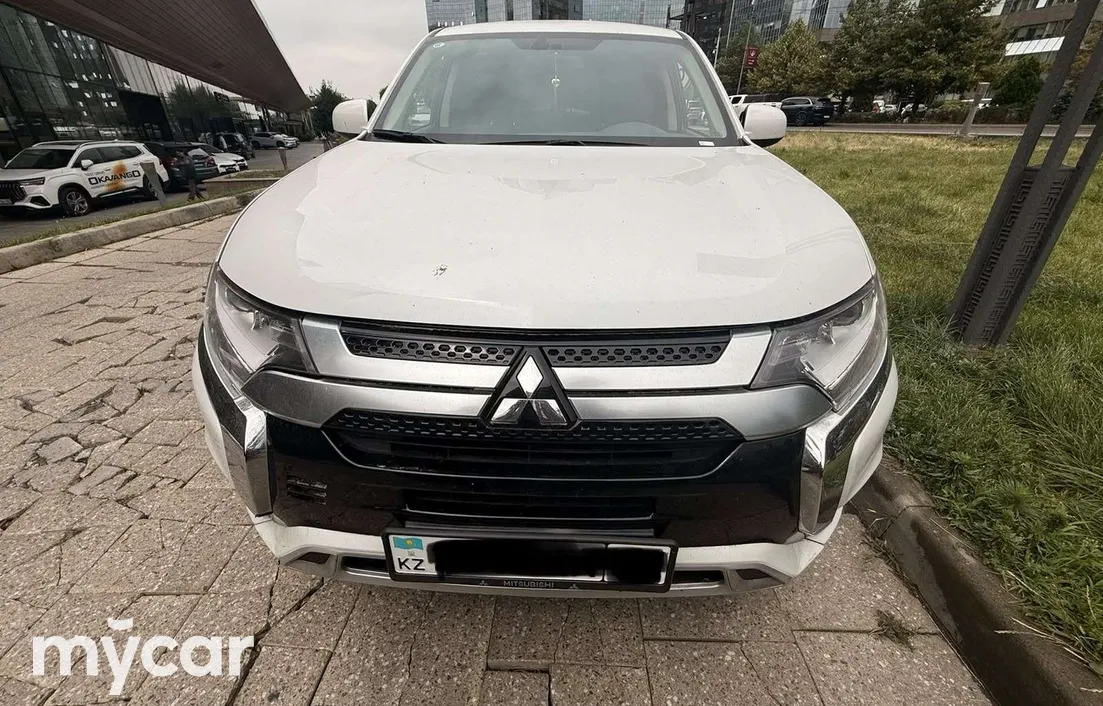 Mitsubishi Outlander 2022