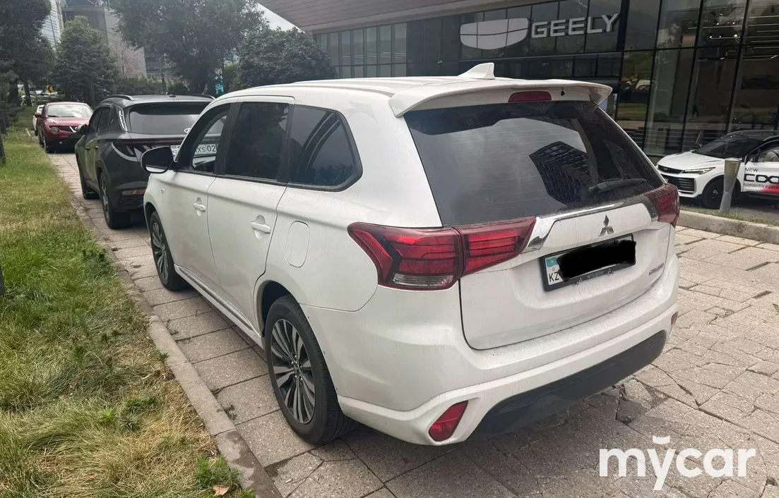Mitsubishi Outlander 2022
