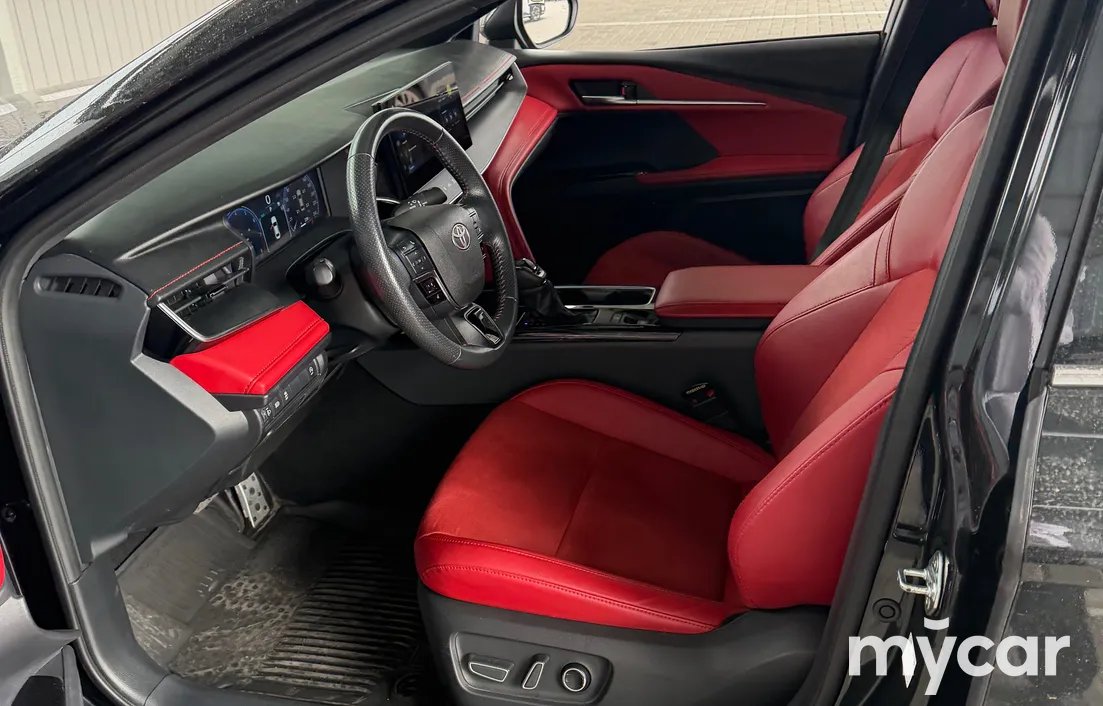 Toyota Camry 2024