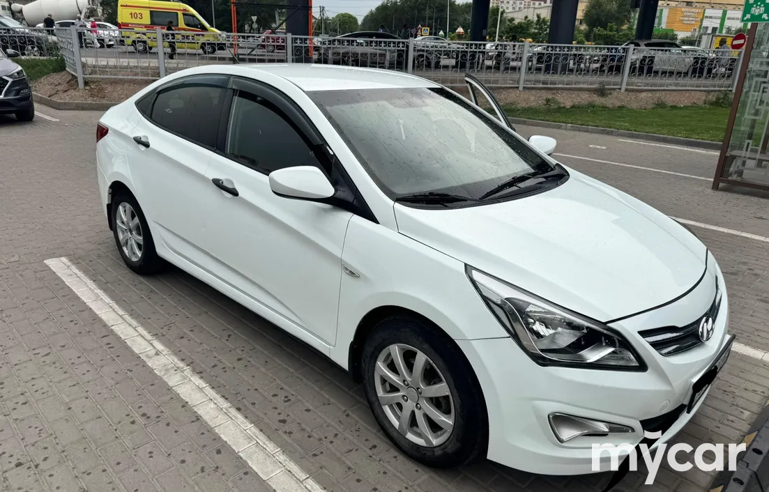 Hyundai Accent 2014