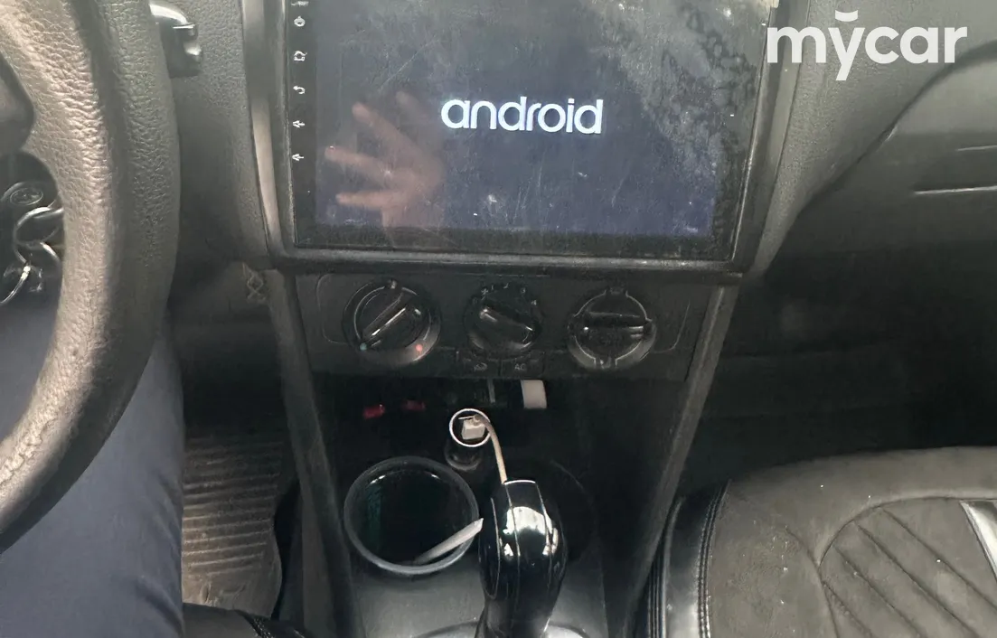 Volkswagen Polo 2013