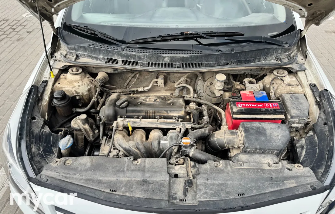 Hyundai Accent 2014