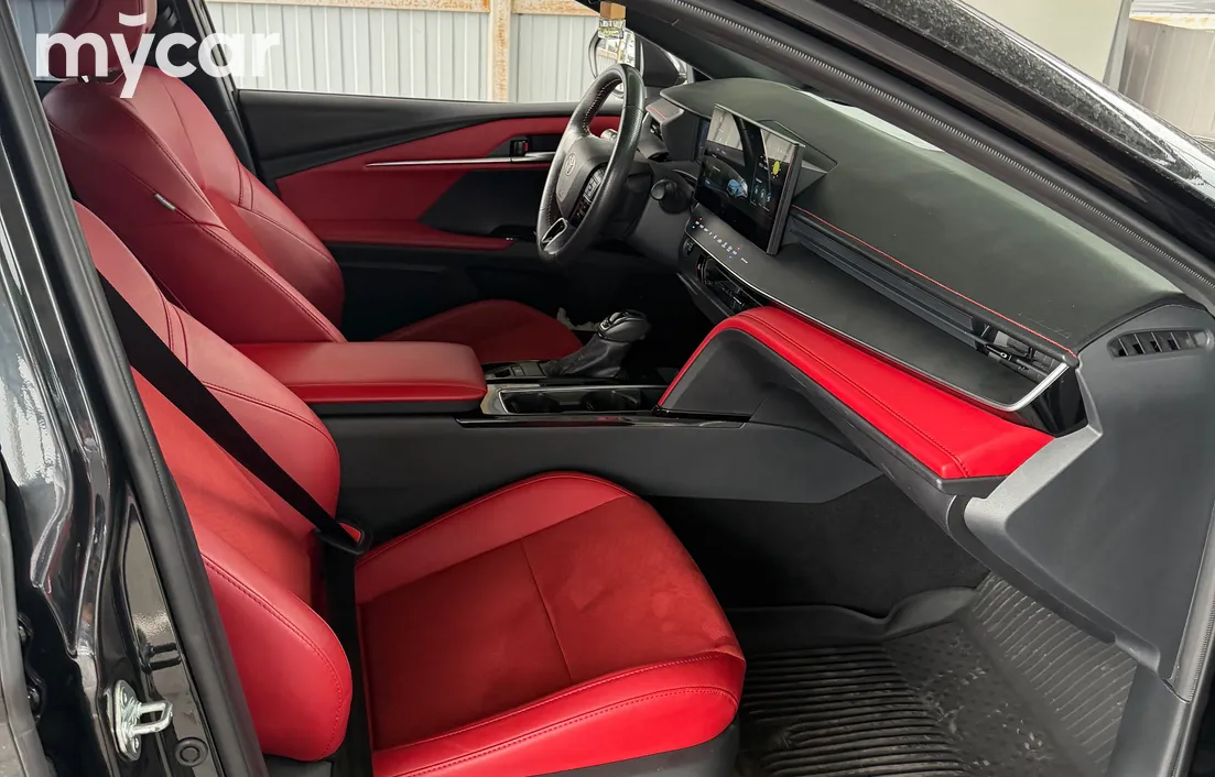 Toyota Camry 2024
