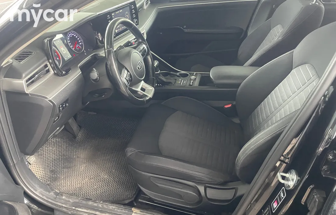 Kia K5 2021